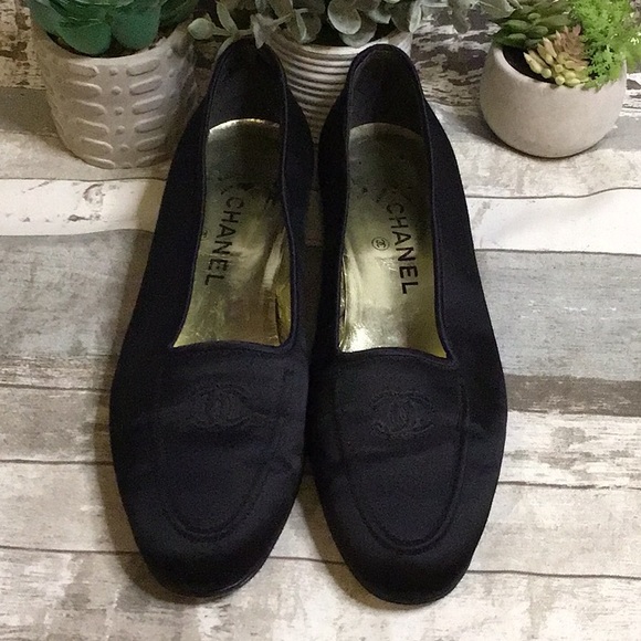 CHANEL Black Satin Loafers Sz 40 - Picture 2 of 11